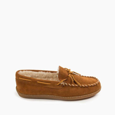 Minnetonka - Men's Pile Lined Hardsole Moccasin Shoes - Wide