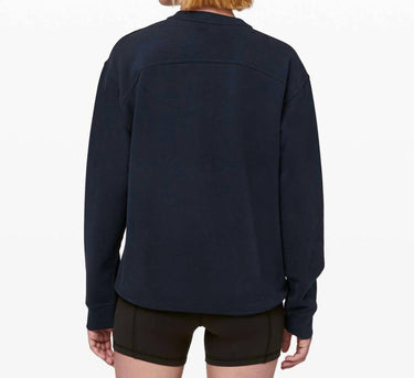Lululemon - All Yours Crew