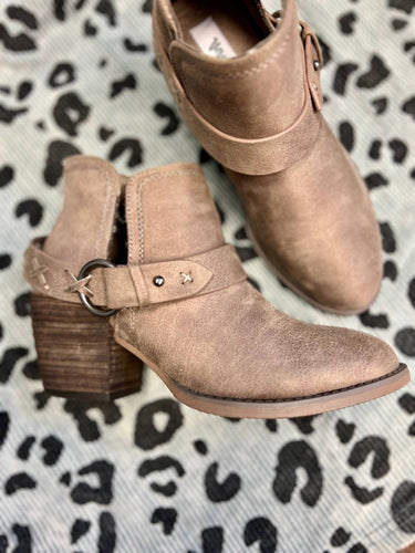 Very G - Women's The Barnyard Dance Booties