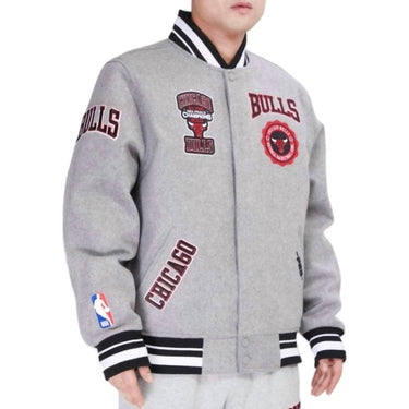Pro Standard - Chicago Bulls Crest Emblem Wool Varsity Jacket