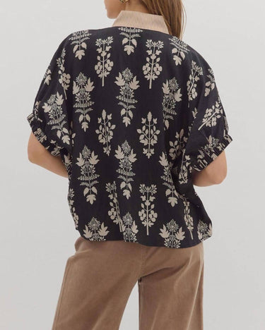 Entro - Abstract Botanical Top