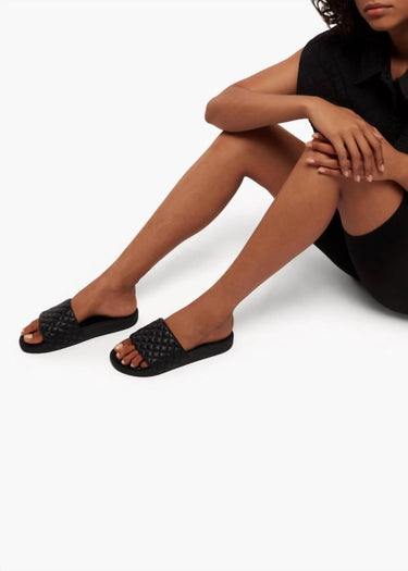 Apl - Women's Lusso Slide